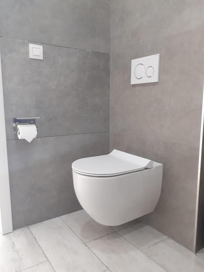 Villa Blue Garden B&B Vlaamse Ardennen Nabij Pairi Daiza Geraardsbergen Dış mekan fotoğraf