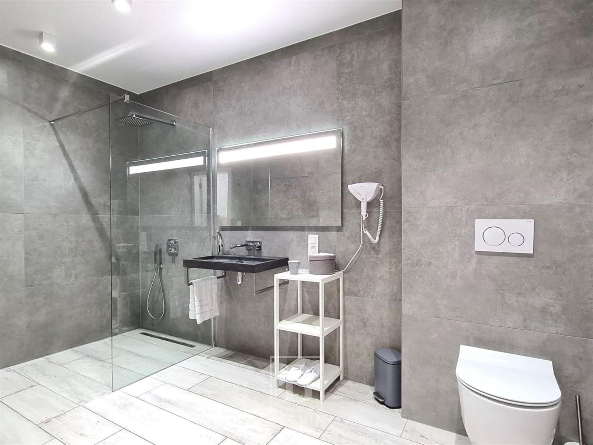 Villa Blue Garden B&B Vlaamse Ardennen Nabij Pairi Daiza Geraardsbergen Dış mekan fotoğraf